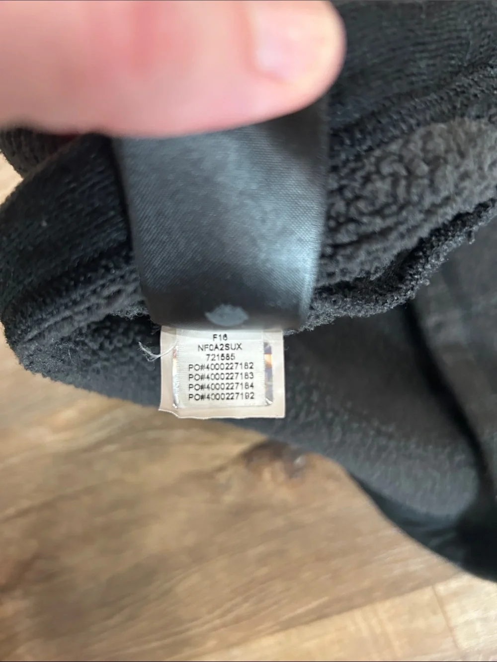 The North Face Mens Quarter Zip Fleece Pullover size large dark gray/black